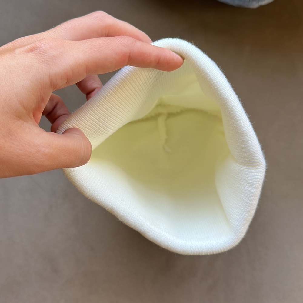 The Stil Trust Beanie 🖤